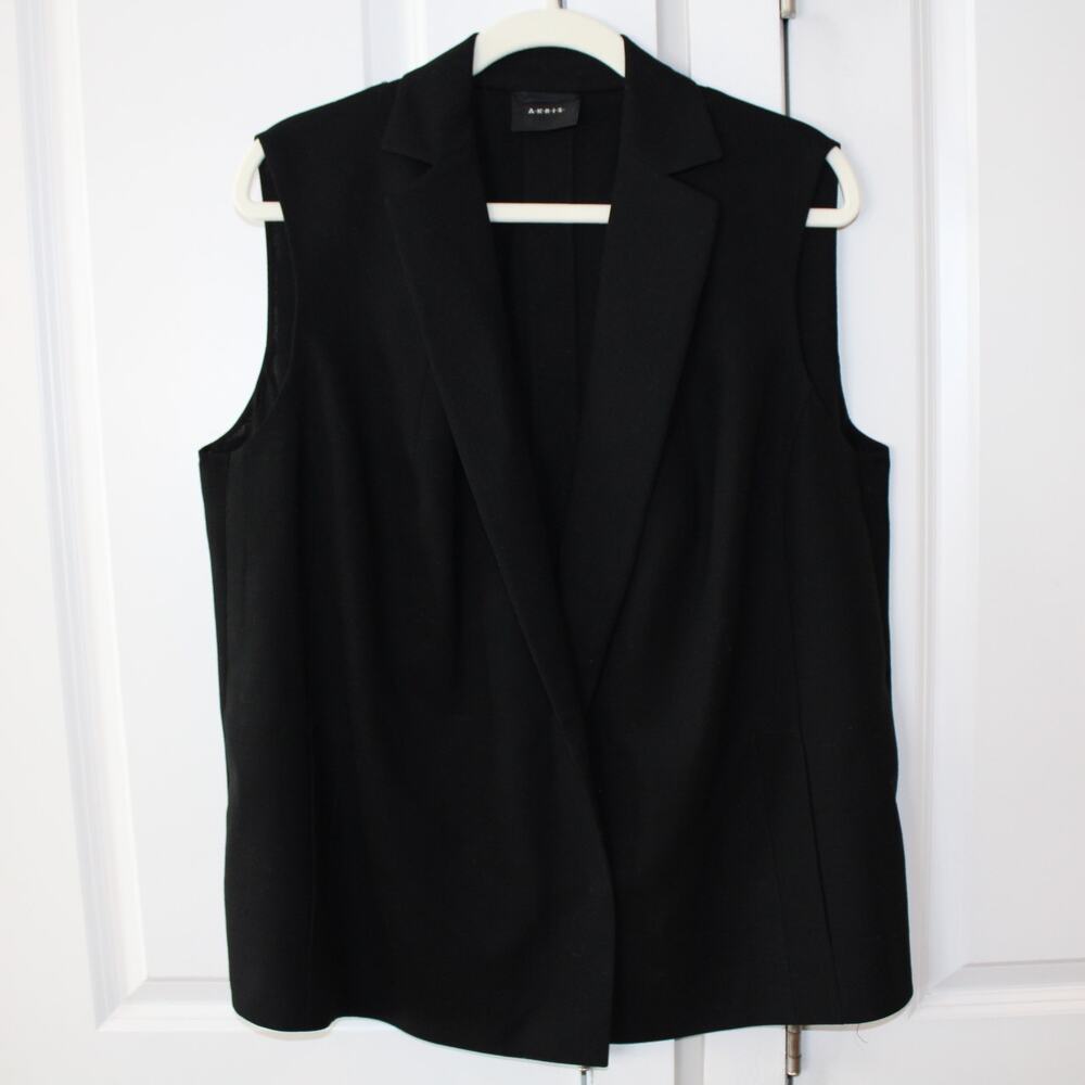 AKRIS Black Wool Sleeveless Gilet Blazer Vest Essential | 16
